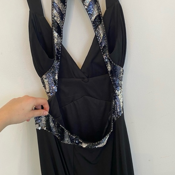 BETSY & ADAM black open back sequin maxi dress. - Picture 5 of 6